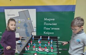 У Гуманітарному центрі для ВПО міста Дніпра друзі України зі США допомогли облаштувати спортивно-ігровий простір