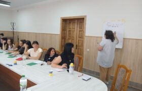 У Чернівецькій області відбулись цикли тренінгів «Кризова комунікація», «Розробка локальних планів дій Резолюції 1325»